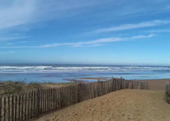 L'ancrage- 800m De La * Brem-Sur-Mer