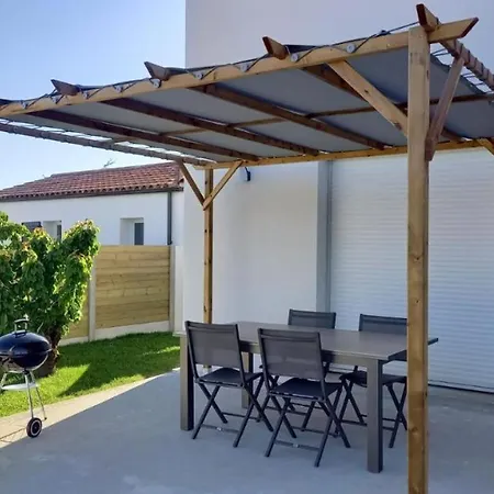 L'ancrage- 800m De La 펜션 *