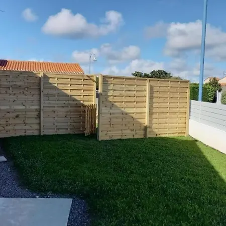 L'ancrage- 800m De La 펜션