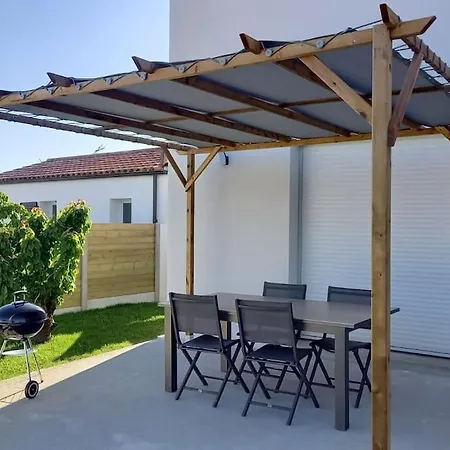 L'ancrage- 800m De La 펜션