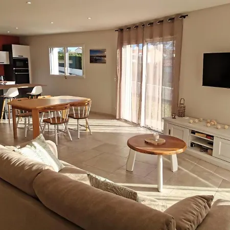 L'ancrage- 800m De La بيت للعطل *